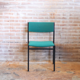 Vintage stoel zwart metaal groen stof