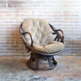 Vintage rotan draaifauteuil donker