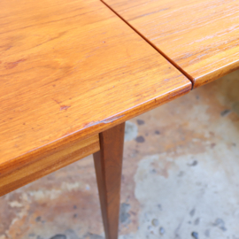 Vintage eettafel vierkant  uitschuifbaar