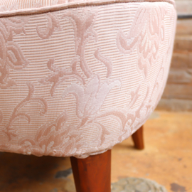 Artifort Theo Ruth fauteuil roze