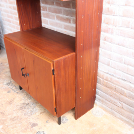 Vintage hoge kast wandmeubel