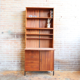 Vintage kast hoog ondiep boekenkast