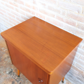 Vintage kast platenspeler