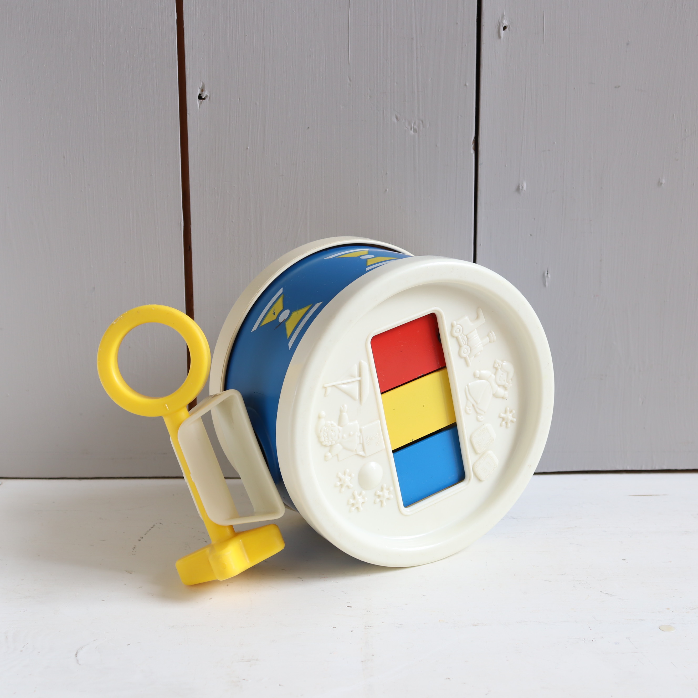 Vintage Fisher Price trommel