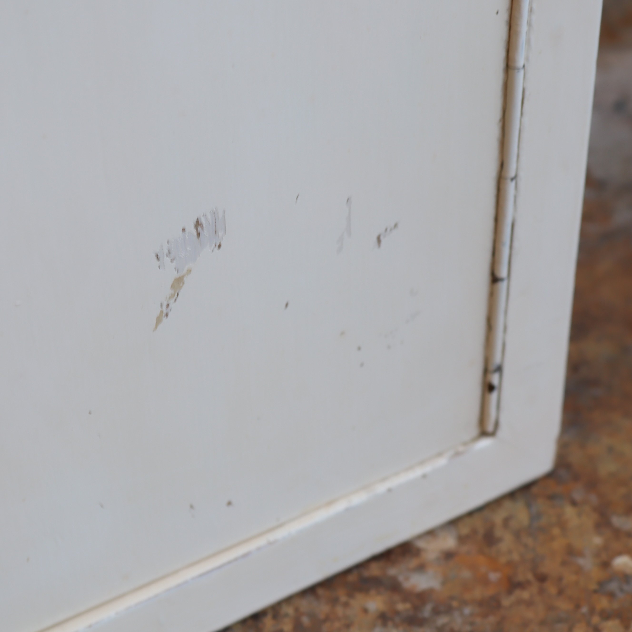 Wandkastje  vintage hout wit/creme