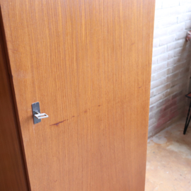 Vintage hoge smalle kast