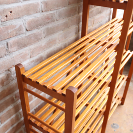 Vintage boekenrek open latten kastje speelgoed boeken