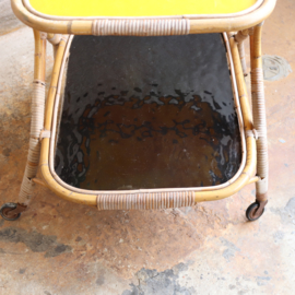 Vintage rotan trolley