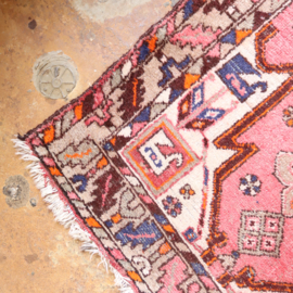 Vintage perzisch tapijt   190 x 100 roze