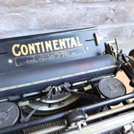 Vintage typemachine groot zwart continental