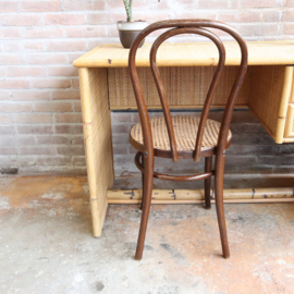 Vintage bureau rotan