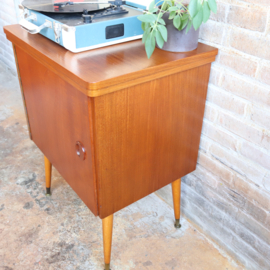 Vintage kast platenspeler