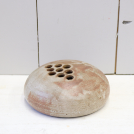 Vintage vaas met gaatjes