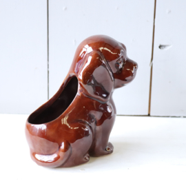 Vintage bloempot hond bruin