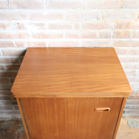 Vintage kast platenspeler (oud naaikastje)
