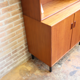 Vintage kast hoog boeken