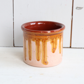 Vintage bloempot terra met druipers