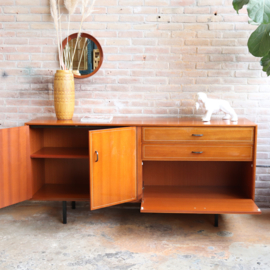 Vintage groot dressoir