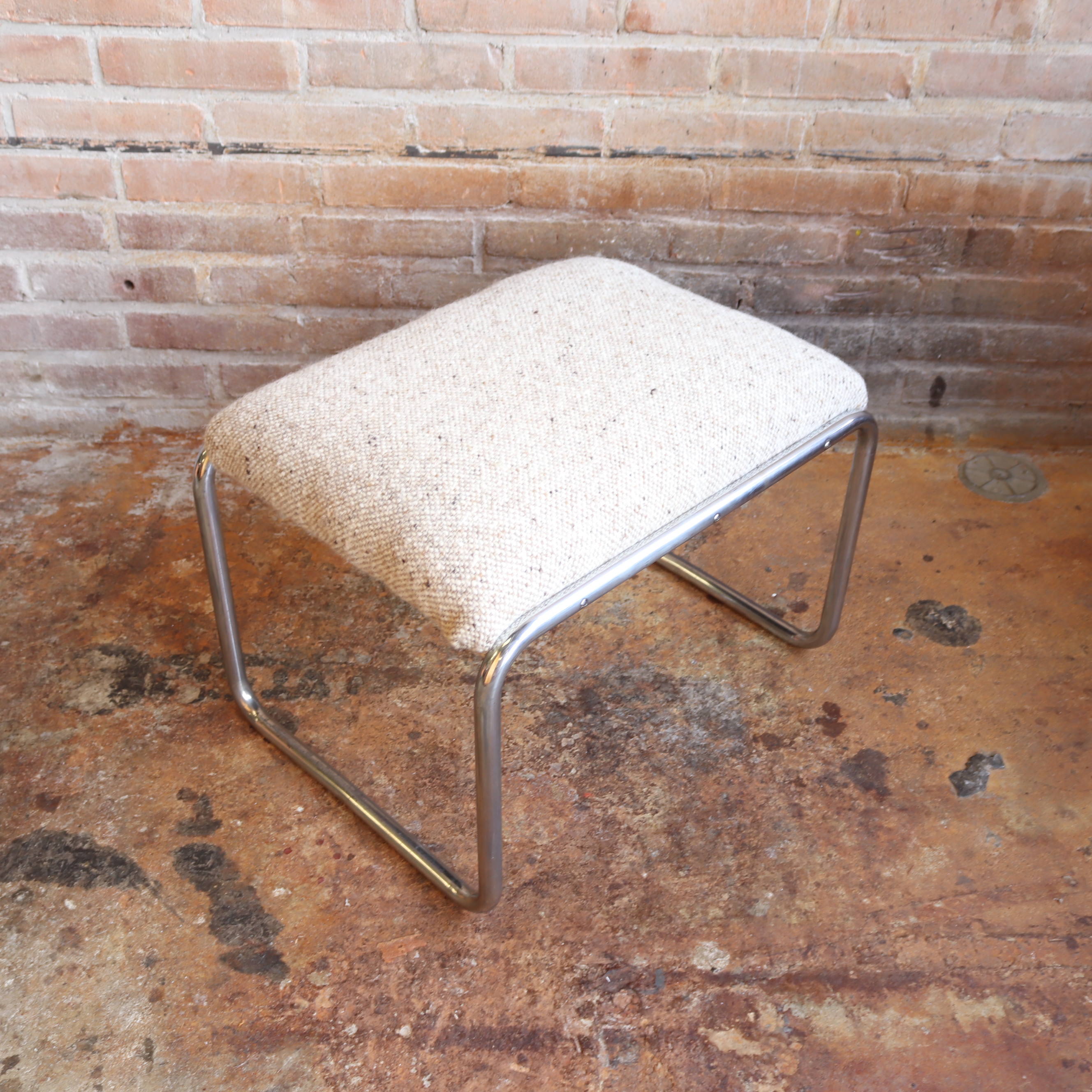 vintage Mid-Century voetenbank chroom stof wit
