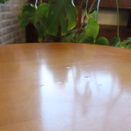 Vintage eettafel rond Thonet kruispoot