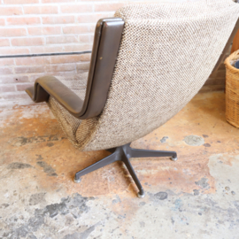 Vintage Artifort fauteuil leer stof