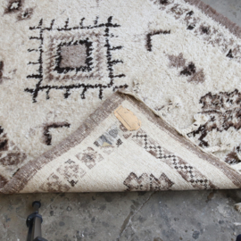 Vintage ''berber'' vloerkleed 220x140
