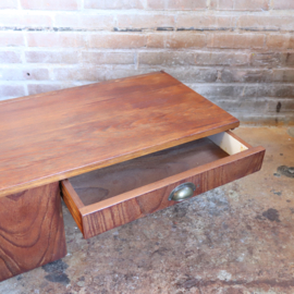 Vintage kaptafel hout jaren 70 muur kast