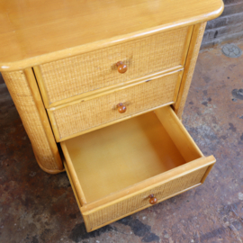 Vintage rotan ladekast nachtkastje