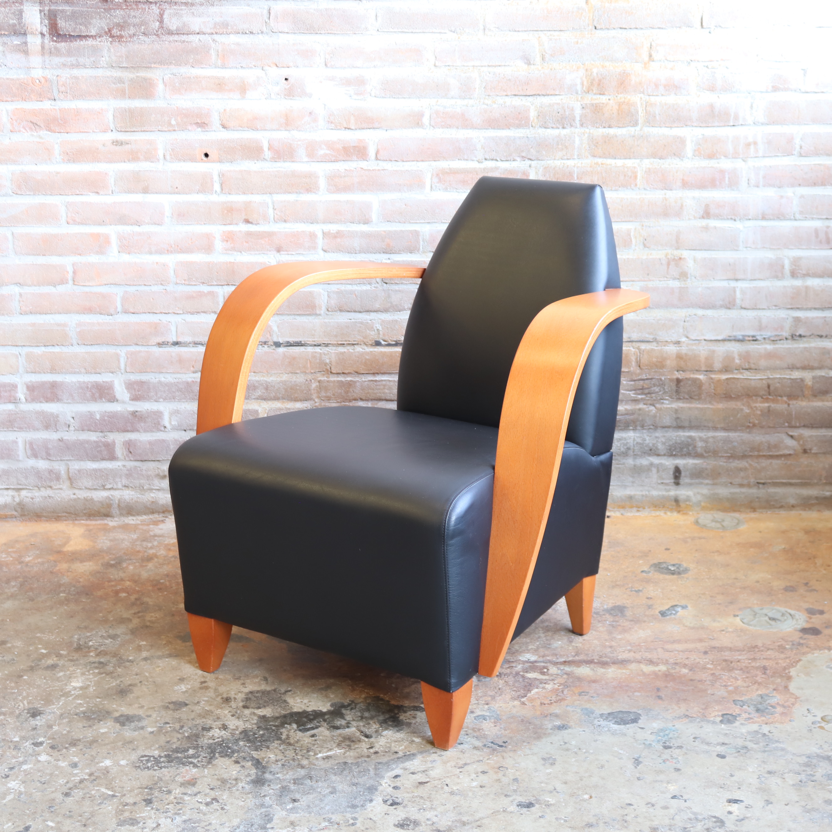Vintage fauteuil leer hout spaans jaren 80