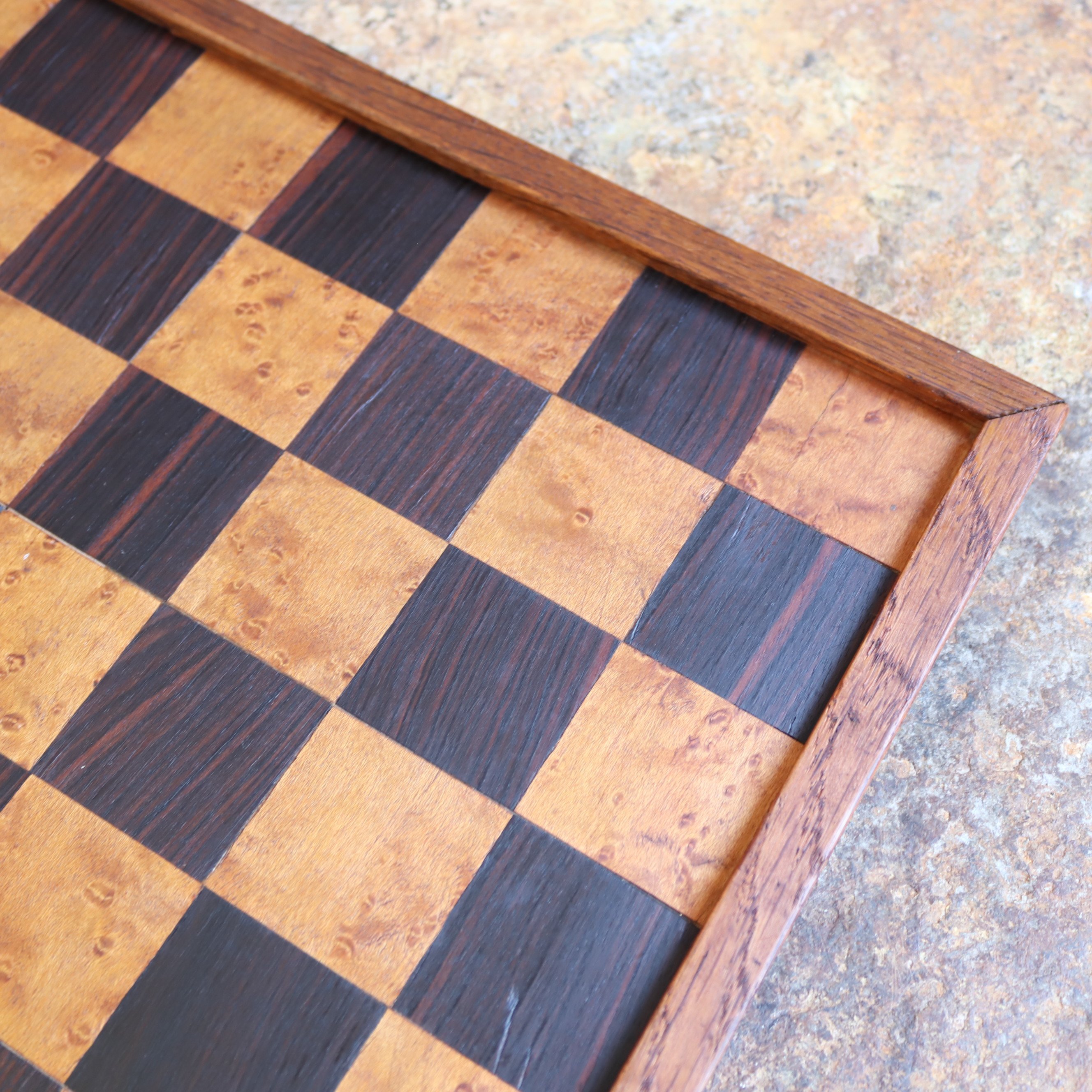 Vintage schaakbord antiek bijzonder hout