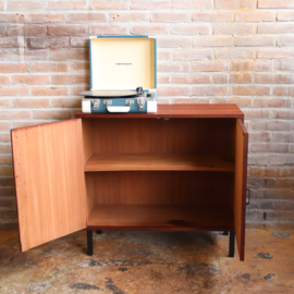 Vintage klein dressoir  jaren 70 platenspeler