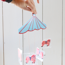 Vintage mobiele circus thema