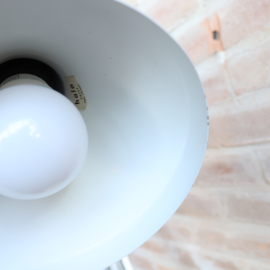Vintage Hala Zeist architecten lamp