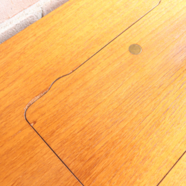 Vintage dressoir kastje licht hout