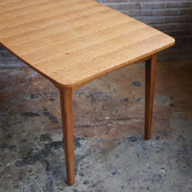 Vintage kleine eettafel jaren 60