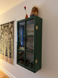 Blog: Binnenkijken in een kleurrrijk Deens interieur vol vintage vondsten!