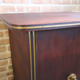 Vintage klein dressoir  jaren 70 platenspeler kast messing