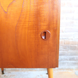 Vintage kast platenspeler