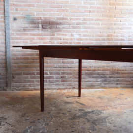 Vintage eettafel uitschuifbaar donker hout jaren 70