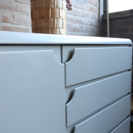 Vintage dressoir jaren 80 licht grijs
