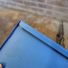 Vintage wandrekje Tomado boekenkast smal blauw