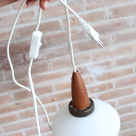 Vintage melkglas lamp deens teak