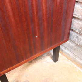 Vintage klein dressoir  jaren 70 platenspeler