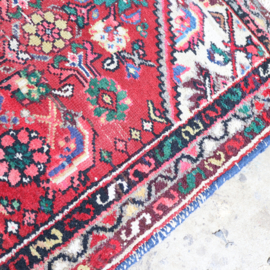 Vintage perzisch tapijt   122 x 63