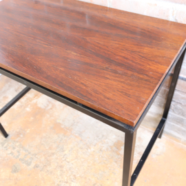 Side table metaal zwart hout vintage