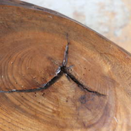 Vintage brutalist bijzettafel hout