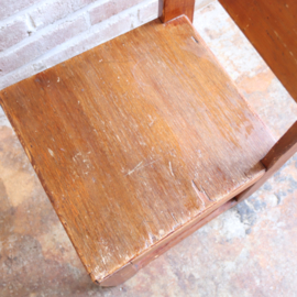 Vintage kinderstoeltje oud
