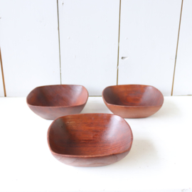 Vintage teak schaaltjes set