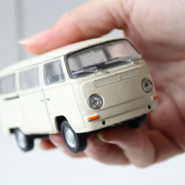 Vintage speelgoed auto vw bus t2 wit