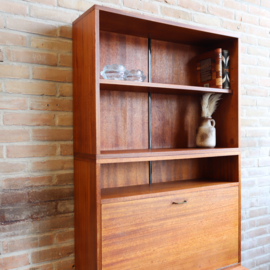 Vintage kast hoog ondiep boekenkast